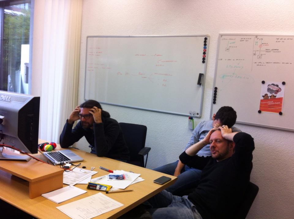 UZH_ScienceIT's tweet photo. ScienceCloud maintenance day: the start http://t.co/WxoTkejHBC