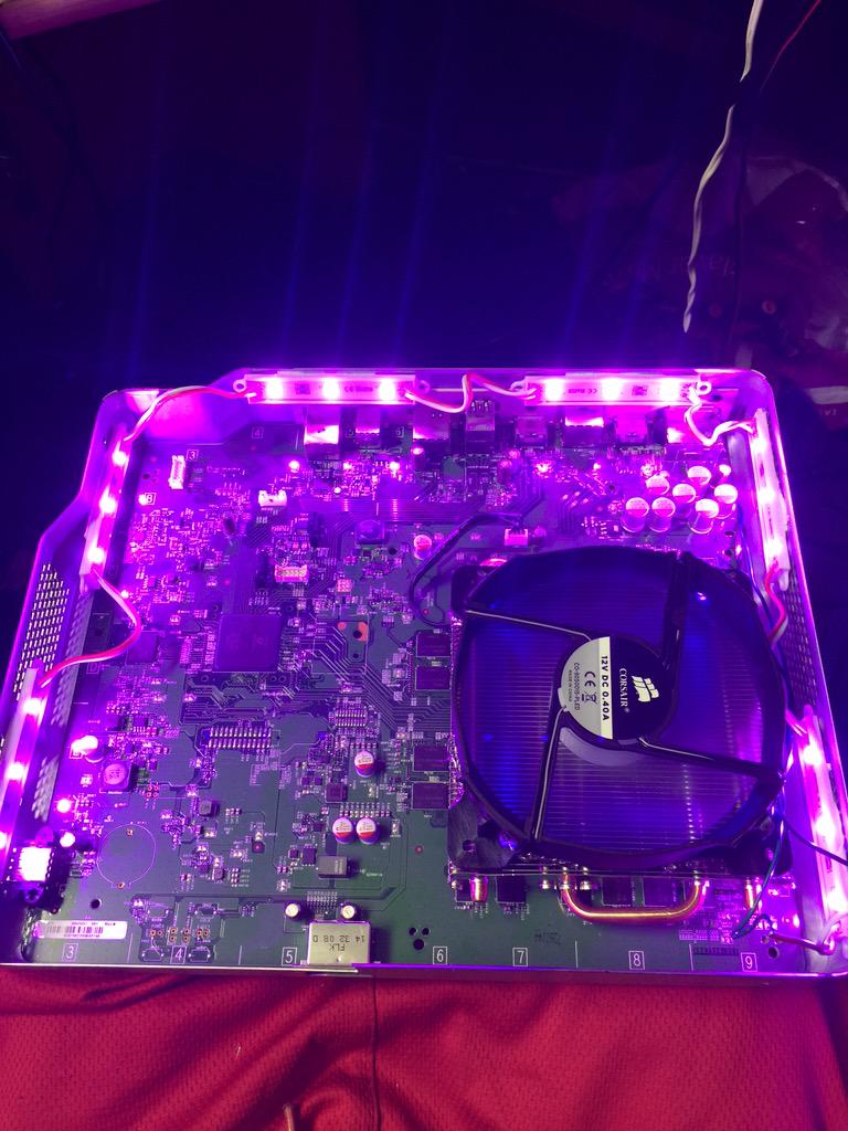 ModBotArmy's tweet photo. My #xboxone currently #mod #modding#xboxone #xboxonemodding #casemod video coming soon! http://t.co/acWSWVyQ89
