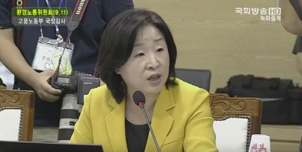 "5000만~6000만원 받는 늙은 노동자들에게 3000만원짜리 청년일자리 만들어 내라고 하면서...왜 장관은 1억2000만원, 국회의원은 1억4000만원을 다 받나?"goo.gl/WVVuIy