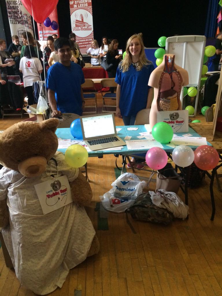 Head down to Riley Smith today to sign up to Teddy Bear Hospital 🐻 @LeedsVolunteer <a href="/LeedsUniUnion/">Leeds University Union</a> @leedsfreshers15