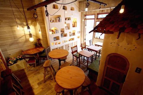 地球を旅するCAFE>