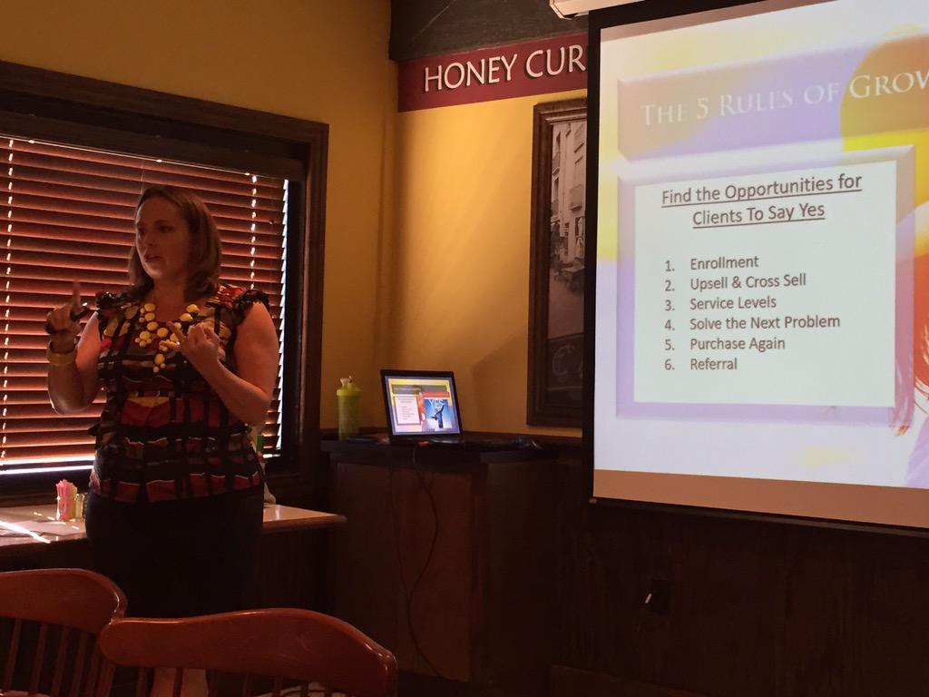 lindatwhite's tweet image. Find the opportunity for clients to say yes #teamnetworking