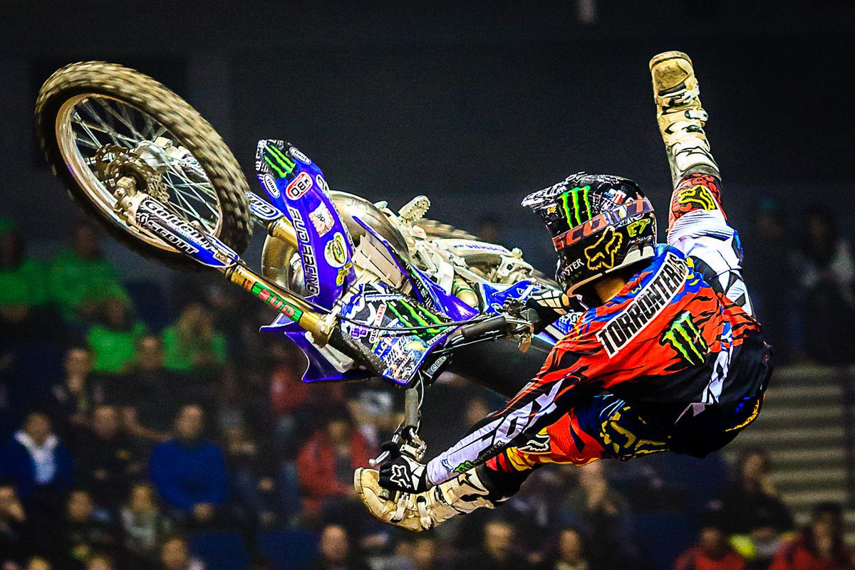 eaglesnestphoto's tweet image. Whip It Wednesday! @ETORRONTERAS #FMX #SupremeStyle #eaglesnestphotograhy #Sports #Photographer