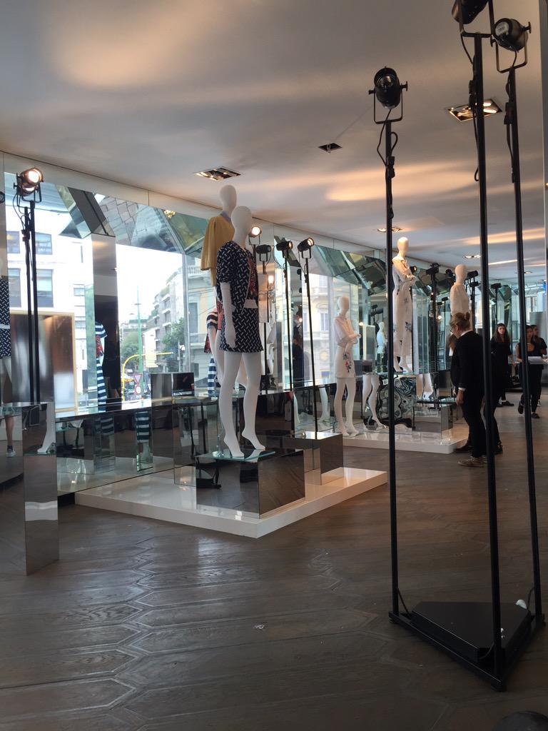 HarrietSpencePR's tweet photo. Behind the scenes for the set up of #cote presentation #milanfashionweek #hprlondon http://t.co/C2mwI0uj8v