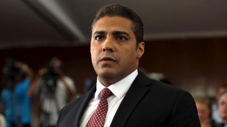 CBCAlerts's tweet photo. More @CBCNews: Canadian journalist #MohamedFahmy pardoned by Egyptian president. http://t.co/3e9JudBf5l http://t.co/kcvUaOSp3p