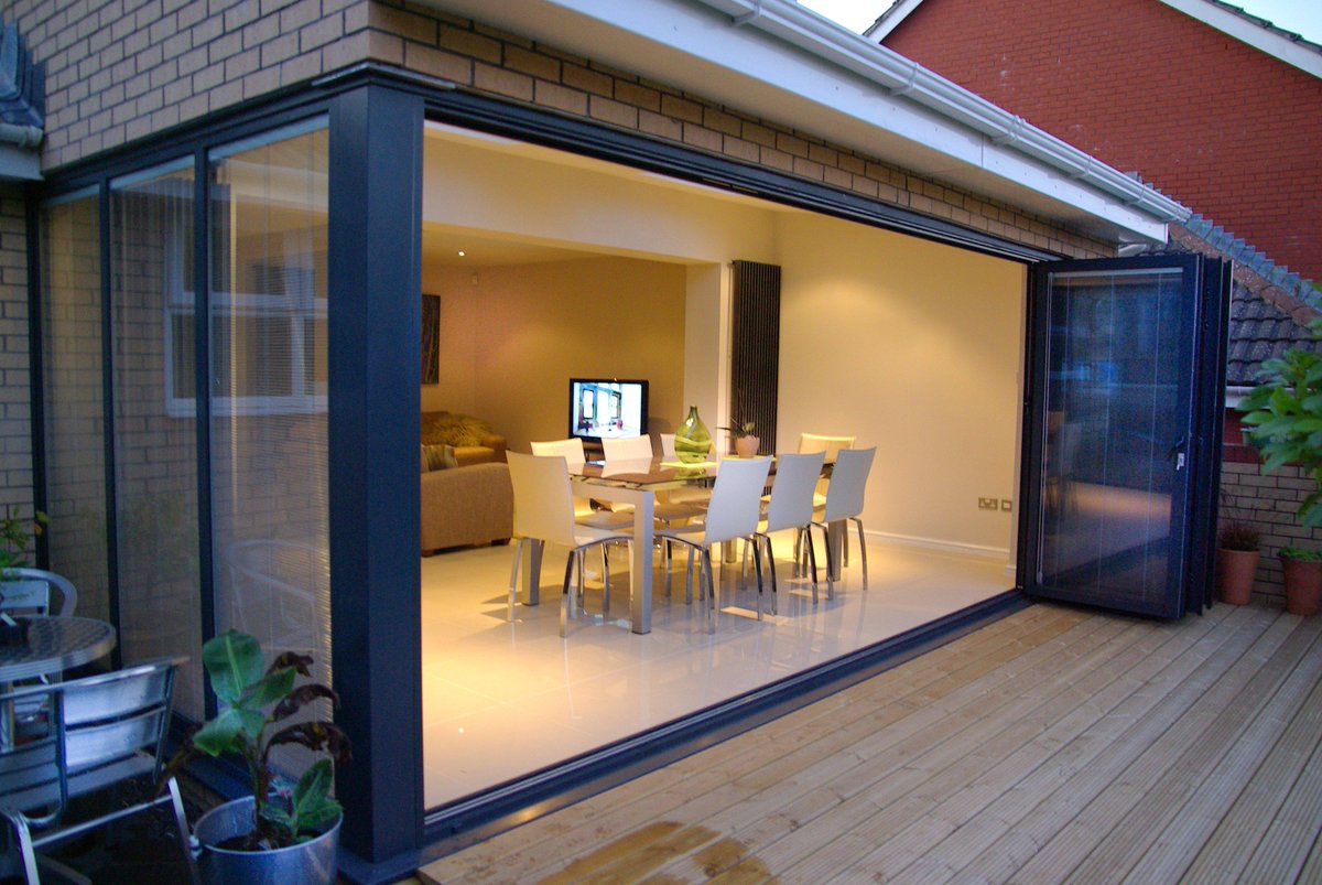windowworlduk's tweet image. - Aluminium Bi-Foliding Doors.