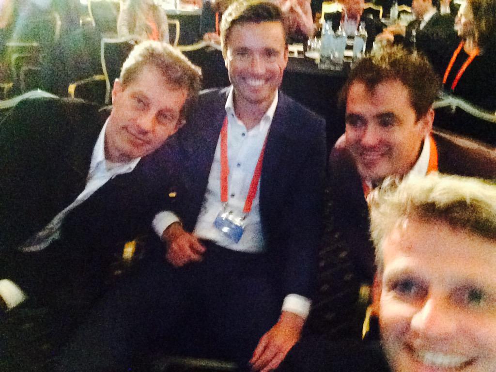 EVENTMAAKHETMEE's tweet image. @ppkl @hermsentheo @FrankvanderEndt en @MichielNannen doen onderzoek voor #mhm2 @CMCConference