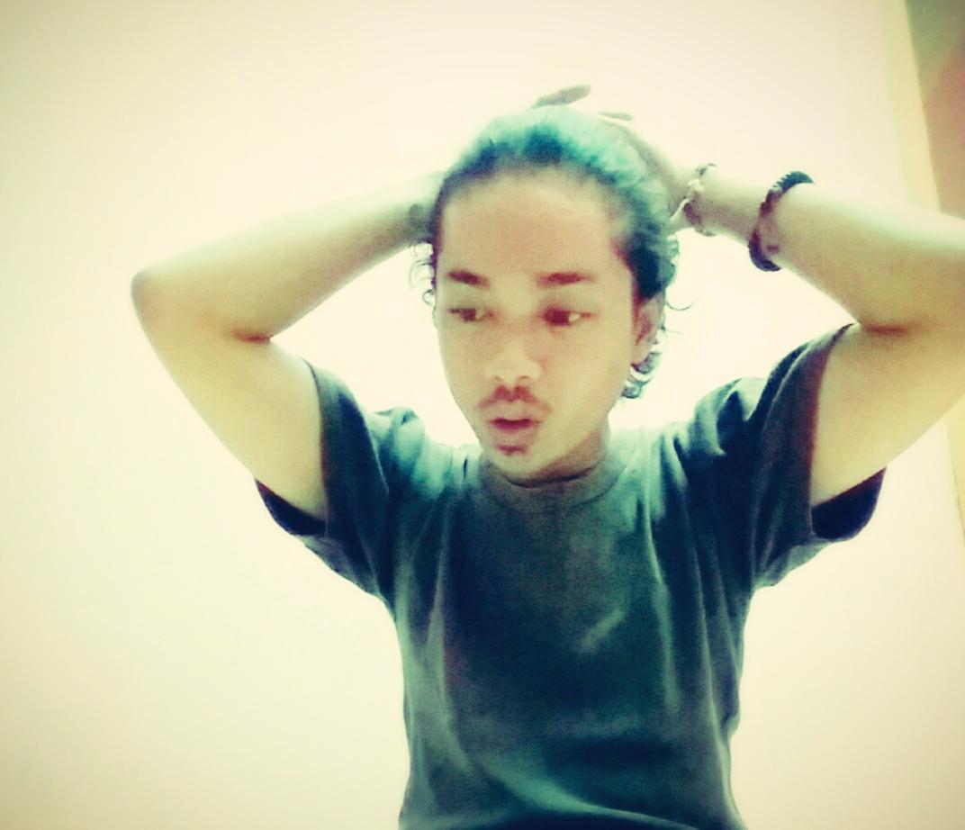 OfickJ's tweet photo. Izzy going http://t.co/YwVq7i9jRS