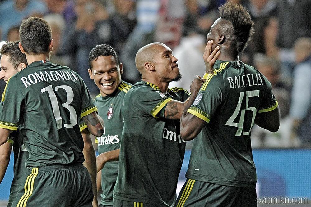 NDJ_Official's tweet photo. "You better smile"😄 Great start, not the best ending. Gotta improve and focus on the next game. Non mollare mai! http://t.co/Qe0PLsrHmY