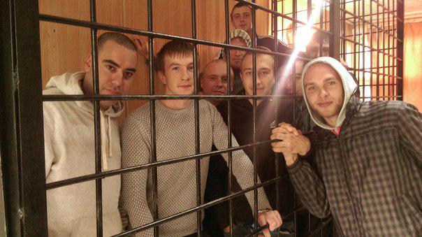 сколько сидят в кпз. симферополь сизо камера. сколько сидят в кпз. кпз обезьянник. сколько сидят в кпз.