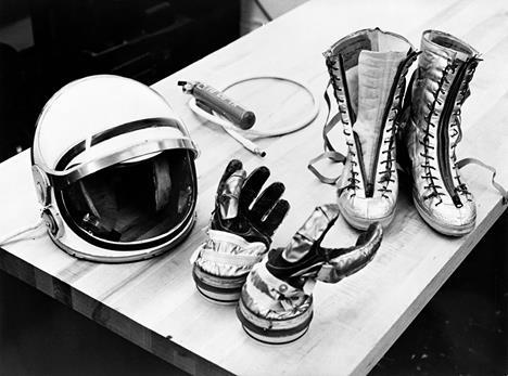 stem_network's tweet photo. #Spacesuit or #hipster? http://t.co/xk1QsdBqpM