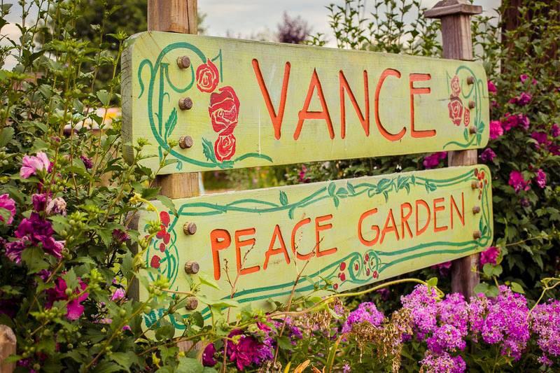 FEASTasheville's tweet photo. Fall #garden party tomorrow 5-7pm in the Vance Peace Garden.  #avlkids #grow #cook #eathealthy #feastavl http://t.co/bQENndIAv1