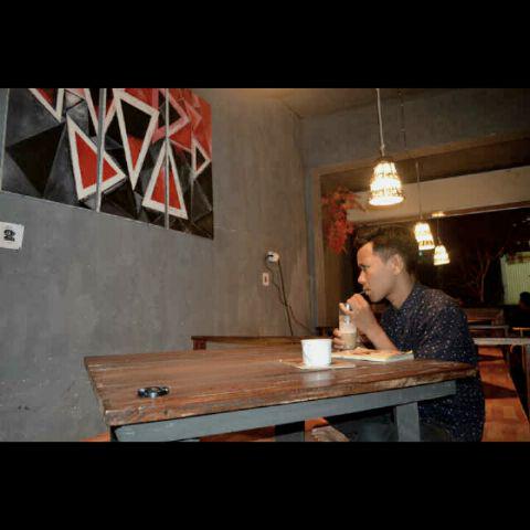 MahesaMusic's tweet photo. Thnkyou for To night#kei-kocafe http://t.co/sEVCBQ0qyh