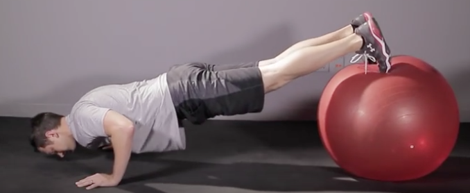 fabdesf's tweet photo. Nouvelle vidéo, Préparation physique, 8 exercices avec un swissball
http://t.co/LJDv94ejzn http://t.co/8sZwP6oOWF