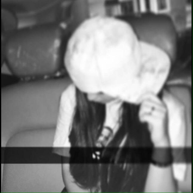 halooshye's tweet photo. Bae🔑💜 @Halamalturk1 http://t.co/hImuTAoQ8T