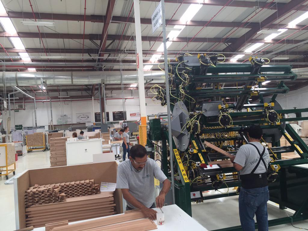 JHerreraCaldera's tweet photo. Esta Segunda Planta de Wood Crafters representa una inversión de 30 MDD y generará 800 nuevos empleos. #Crecemos http://t.co/UUJavt0QfY