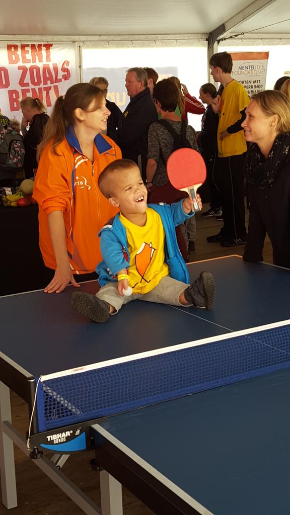 JCFoundation's tweet image. Genieten tijdens een potje tafeltennis @tafeltennis! #OpenDag