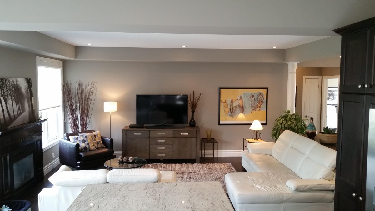 CorinneByggdin's tweet photo. Gorgeous #Waterdown home with #outdoorfireplace #executivedesign #buysellrelax http://t.co/dDYrdWwNeN #yourcoreteam http://t.co/Ge1huvvSJW