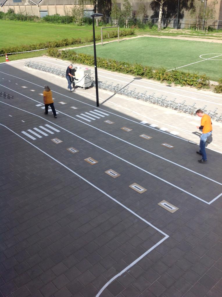 Het verkeersplein is klaar! Dank aan alle medewerkers!! #RABO DOET