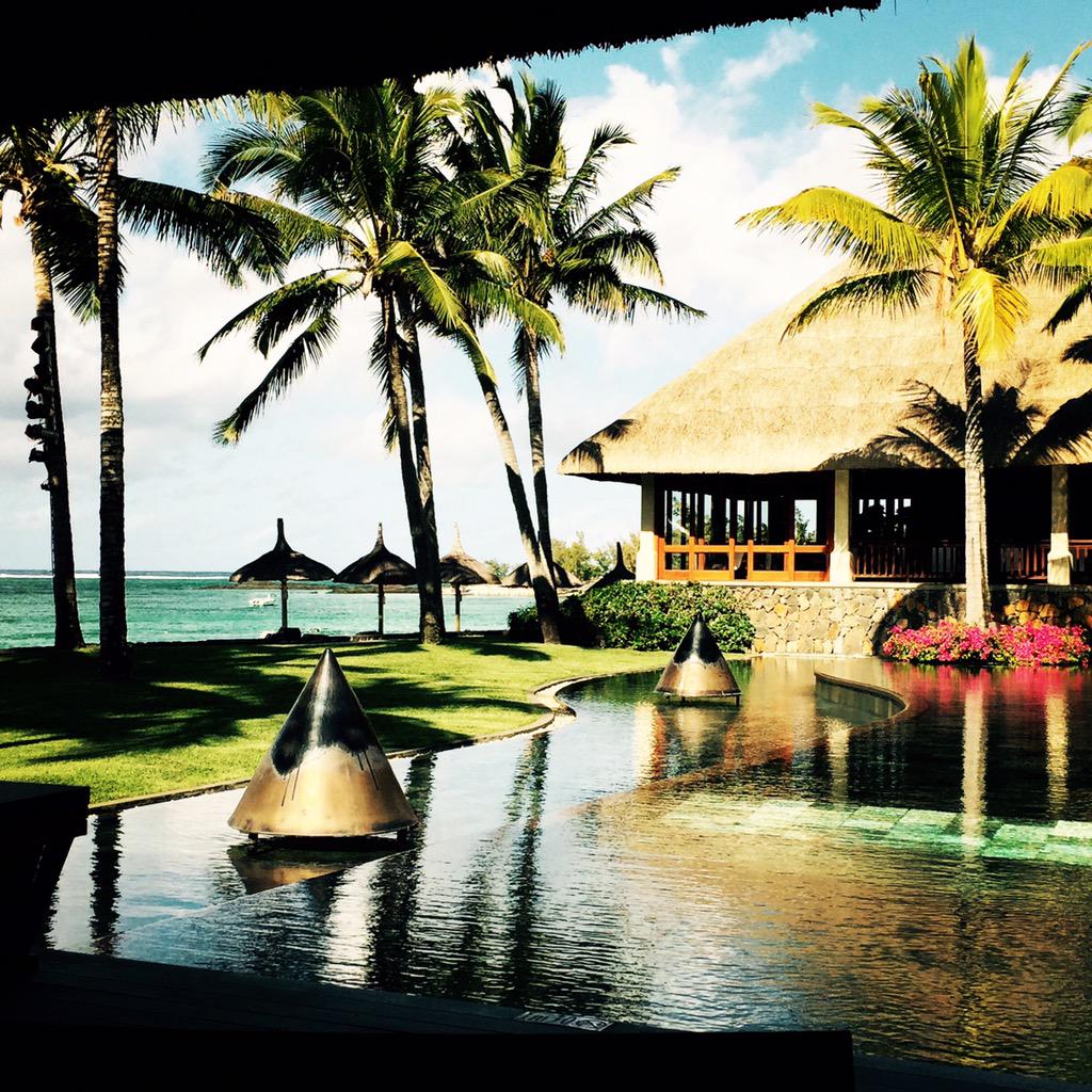MikeEvansGolf's tweet photo. Golf at the amazing Legends Course @constancehotels @chakatravel - birdie on 18 for a 71, playing blind ⛳️🙈#paradise🌴 http://t.co/tyTT2QUyHu