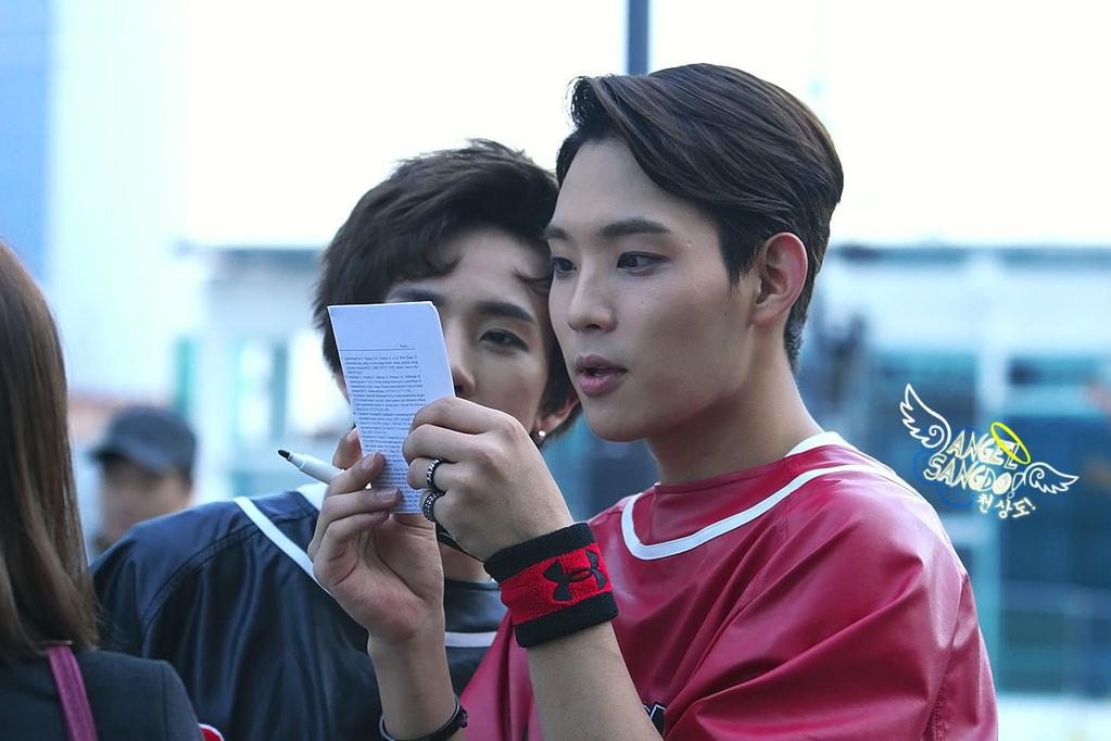 bjoopics's tweet photo. #700DaysWIthToppdogg cr: bounce (2) ; bjooya ; angelsangdo http://t.co/V6eTyc0VfD