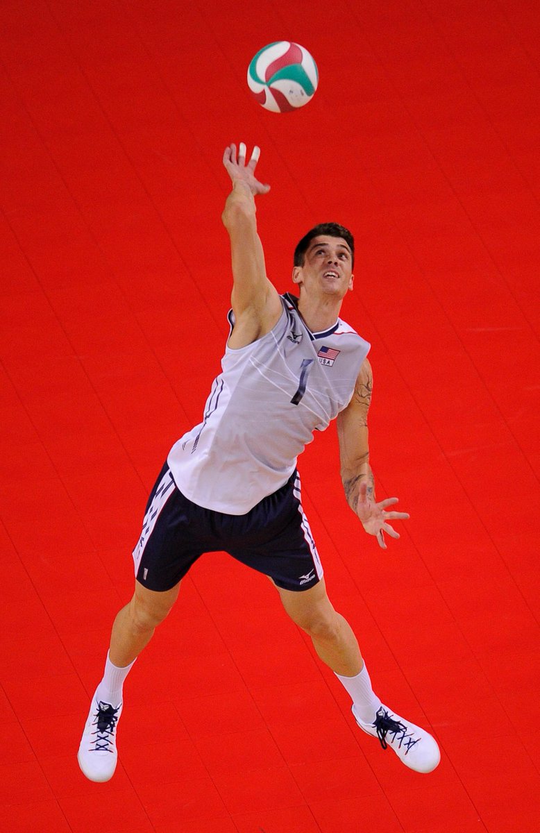 usavolleyball's tweet photo. 5 keys to better serving, including a tip from @MattAnderson_1 http://t.co/aVDbQW4nBg #USAVtips http://t.co/yk14i0Qs81