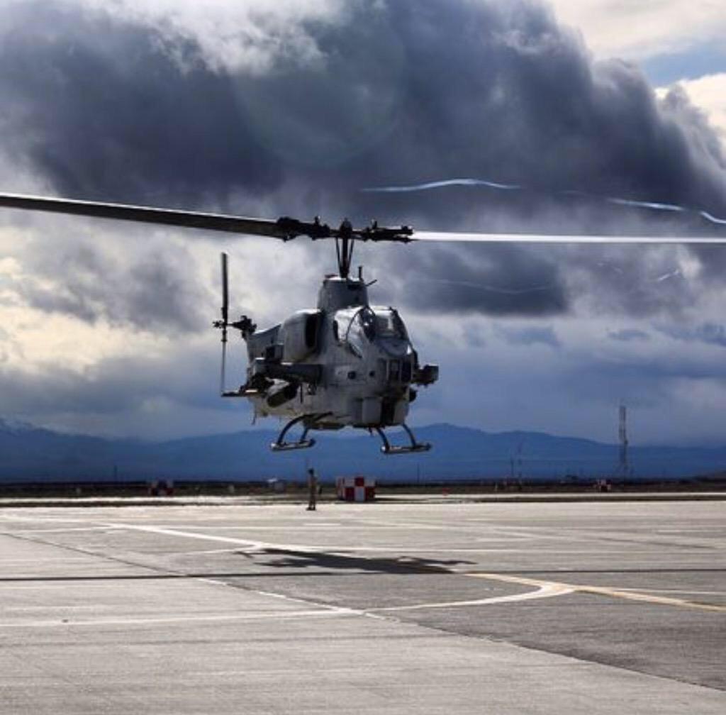 MCIWPendletonCA's tweet photo. Good morning! #MCASCampPendleton &amp; @MCASMiramarCA #Marines are ready for action! http://t.co/ABX83jKsyU