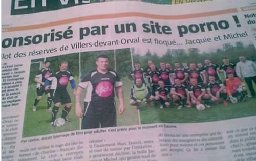 Le_NouvelObs's tweet photo. Le site porno Jacquie et Michel devient... le sponsor maillot d'une équipe de foot > http://t.co/FIXgZ9wwbM http://t.co/ksJNupFxQS