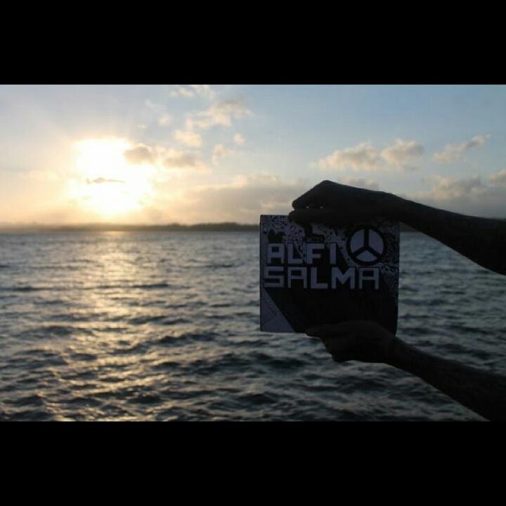 CopEleCop's tweet photo. 🌕 sunset😍 subbahanallah😇 #traveling #Doodle #DoodleMe #Drawings http://t.co/WE8PNeMnsz