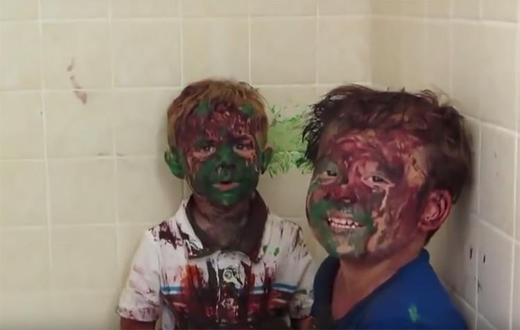 AmazePlanet's tweet image. amazeplanet.com/daddy-caught-n…
So Cute! Daddy Caught Naughty Boys Red-Handed.