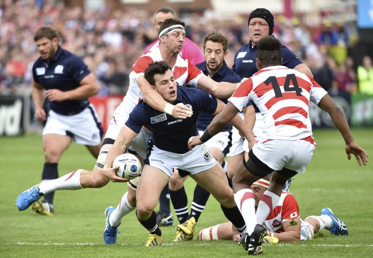 YahooSportFR's tweet image. #RWC2015 - Le Japon a été lourdement battu par l&apos;Ecosse, 45-10 yhoo.it/1iM4iJh  #ECOJAP