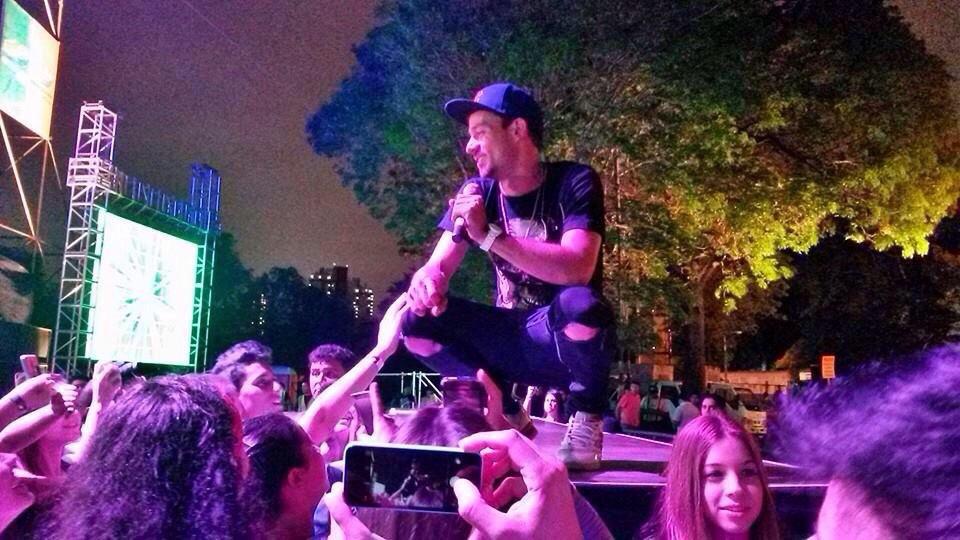TodoTB's tweet photo. Feliz cumpleaños al huracán más fuerte que hay, q te sigan llegando las cosas lindas de la vida @CHANOTB te queremos! http://t.co/8NpTWYsTCe