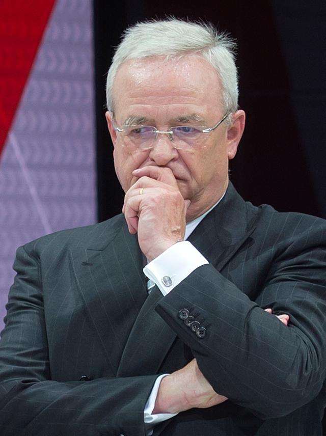 ForbesTech's tweet photo. Volkswagen AG's CEO has stepped down amid the company's emissions software scandal: http://t.co/4dRcUeZN4A http://t.co/TSMXDqs7B6