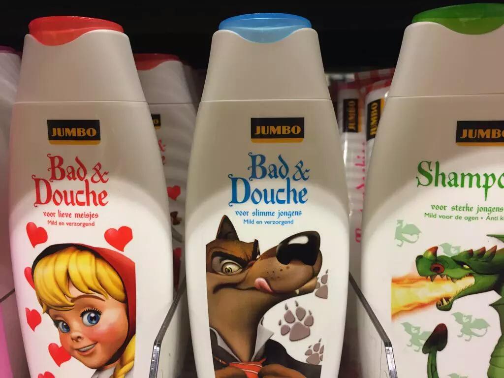 FreePyroBatNL's tweet image. Dat je ff weet: als meisje moet je liev zijn en bij nood alles overlaten aan de slimme/sterke mannelijke jager