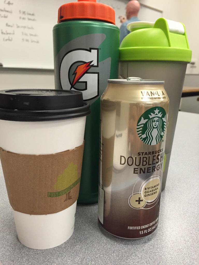 Dee1Hope's tweet photo. Always prepared for class!@abel1722 #coffee #H2O #trytofocus http://t.co/RynX86YAzt
