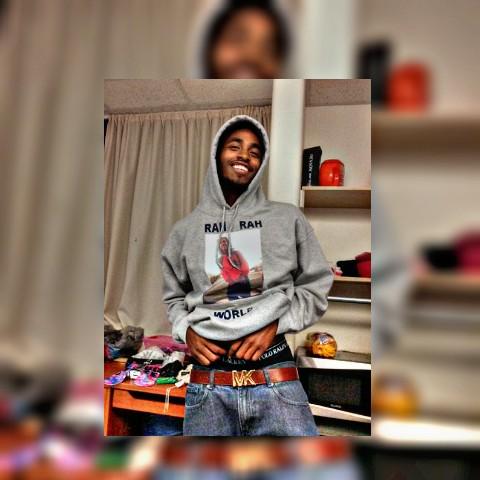 LLDxBeans6342's tweet photo. β½π
°π I still represents my homie no matter what #RahRahWorld π―π http://t.co/sf1ZRYiE1d
