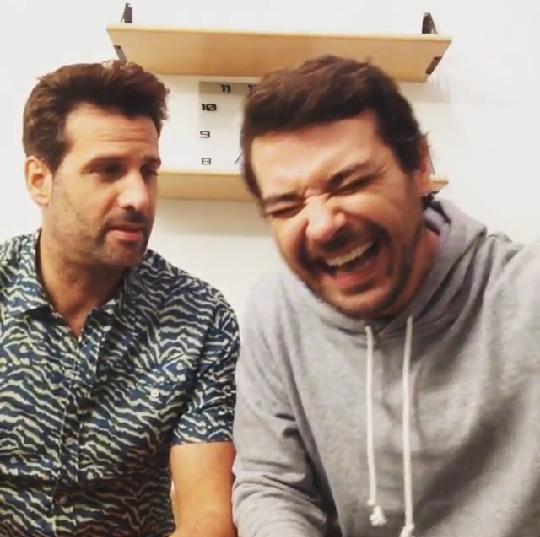 nochesgitanas's tweet image. imposible no amar a estos dos idiotas #KCAArgentina #SociosPorAccidente2