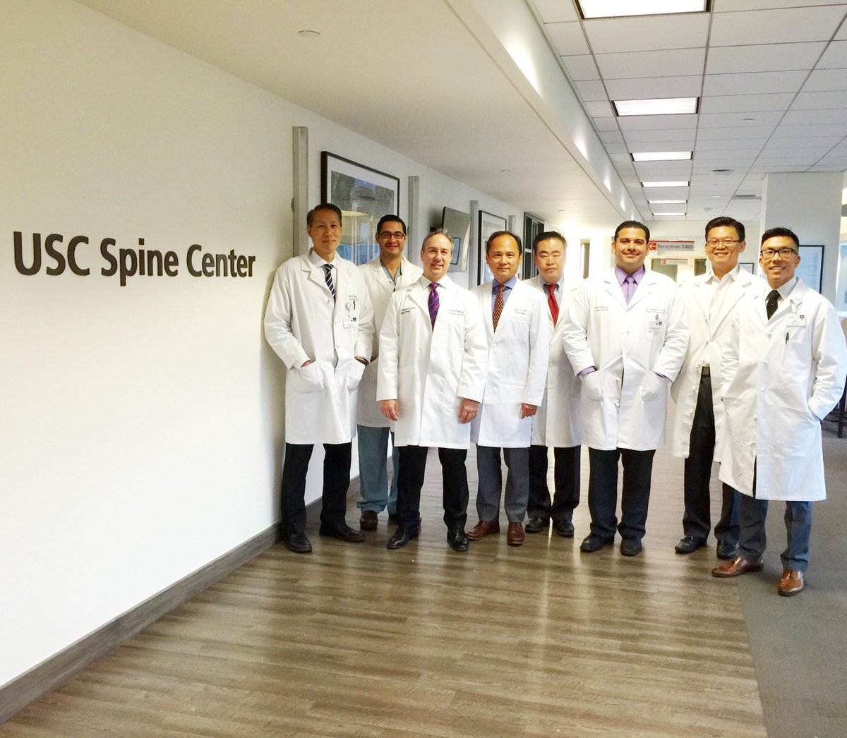 SpineCenterUSC's tweet photo. The USC Spine Center family welcomes surgeon, Dr. Raymond J. Hah!
#uscspinecenter #spinesurgeons #spinesurgery #spine http://t.co/OubRiy4I1A