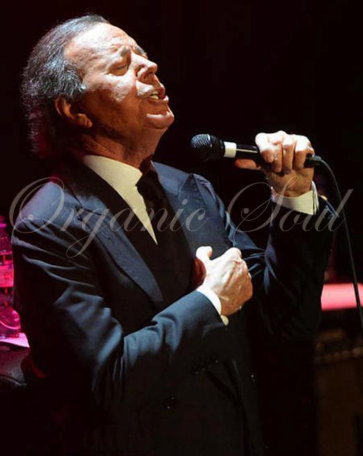 Happy Birthday from Organic Soul...
Singer-songwriter, Julio Iglesias is 72 -  
