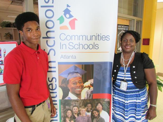 cisatlanta's tweet photo. #KingMS CIS student Johnny credits Site Coord Erica for his good grades. He's excited about his future! @apsupdate http://t.co/xTpazbjU79