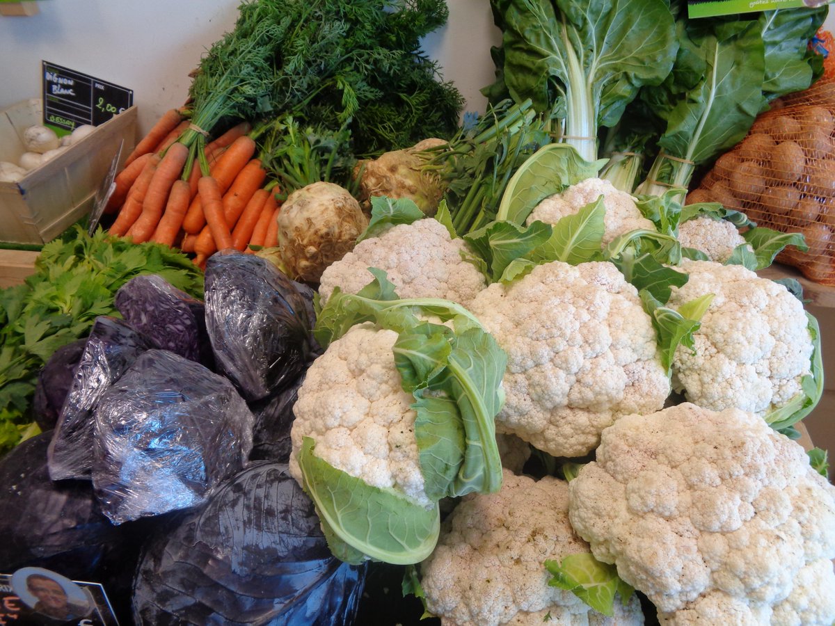 MaProductyonLoc's tweet photo. C'est maintenant l'Automne avec l'arrivée de nouveaux légumes pour vos soupes gourmandes : potimarrons, butternuts... http://t.co/4cqEpkgJxK