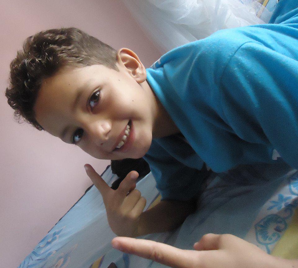 AzevedoSamly's tweet photo. @LorranArantes Que seu dia seja recheado de boas surpresas.Que Deus ilumine seus caminhos.Feliz Aniversário! http://t.co/dpBStec7sH