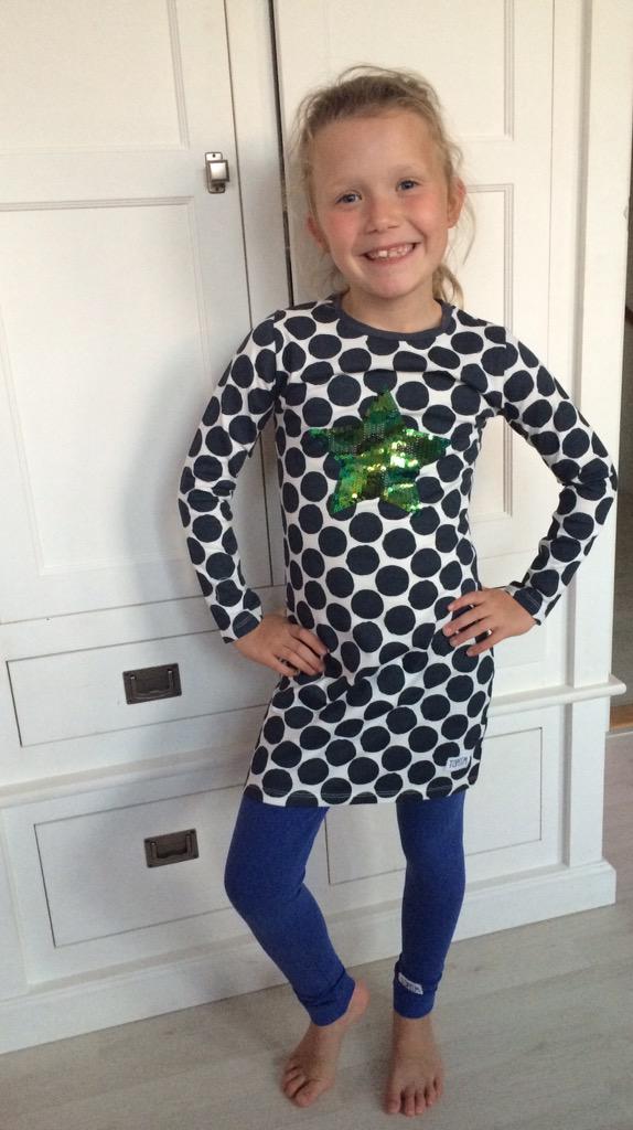 maaikedriessen's tweet photo. @living_for_kids en deze mooie set!! #Topitm http://t.co/aeXay0z4Ym