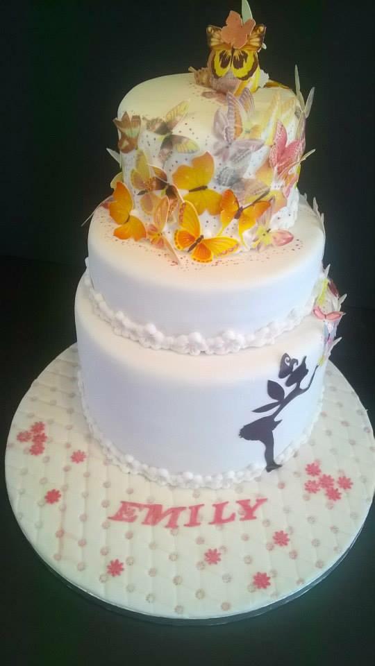 busybeecakes's tweet photo. 2 of our finest cakes made for our beautiful #daughters. Both chocolate fudge cake with Oreo butter cream. http://t.co/HTTzdScTXf