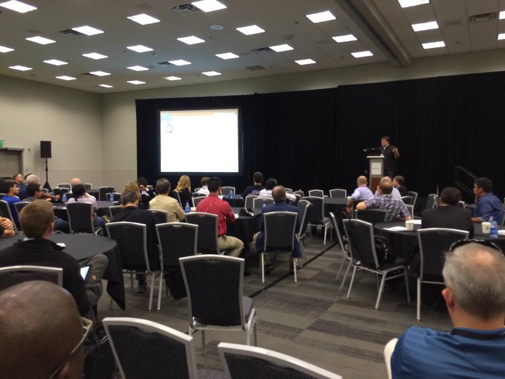 moveitrobot's tweet photo. #MoveIt used by @FetchRobotics - #GoROS http://t.co/n0sqtiDzd8