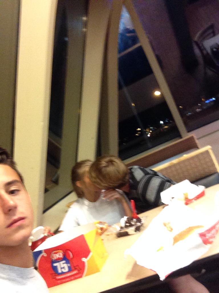 Happy birthday to one of my day 1\s  love you big boy 