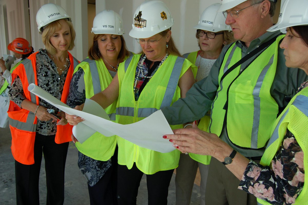 AUDeanCoonan's tweet photo. Dean Coonan and staff checking out our new space. Its AWESOME! Excellent learning environment for our great students! http://t.co/zLggDnCj7u