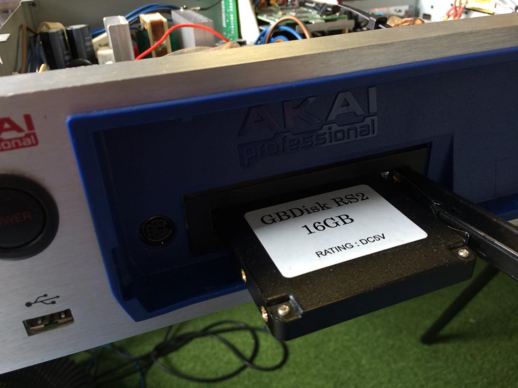 Akai Z-Series Mods obsoletemachines.com/2015/09/23/aka…