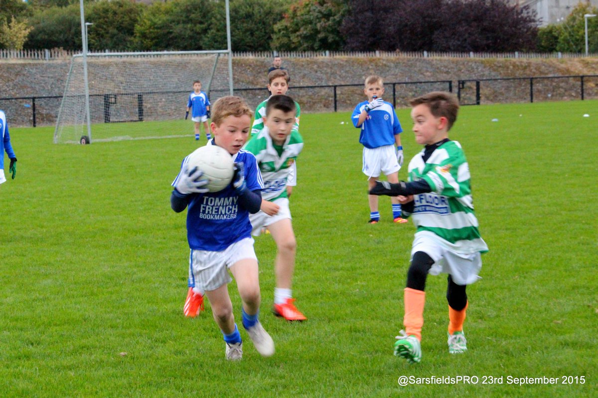 SarsfieldsPRO's tweet photo. Well done all P3, 4 and 5 boys and girls in @clannagael1922 tournament @Armagh_GAA @LurganMailnews @ArmaghI #highmoss http://t.co/XkN2tNIzbX