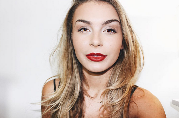 parselmagazine's tweet photo. .@AllegraShaw killing it as usual. Get her look--> http://t.co/sO8cKplRIg &amp; own that #dramaticlip #motd #fallmakeup http://t.co/EvkguWPjJL